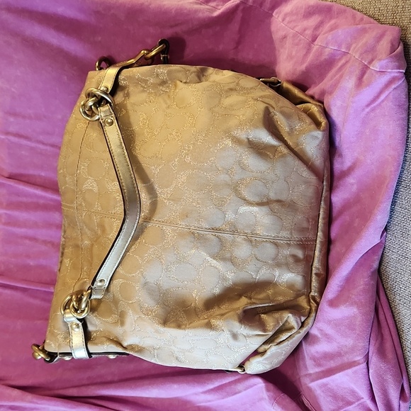 Coach Handbags - Coach Signature Brooke